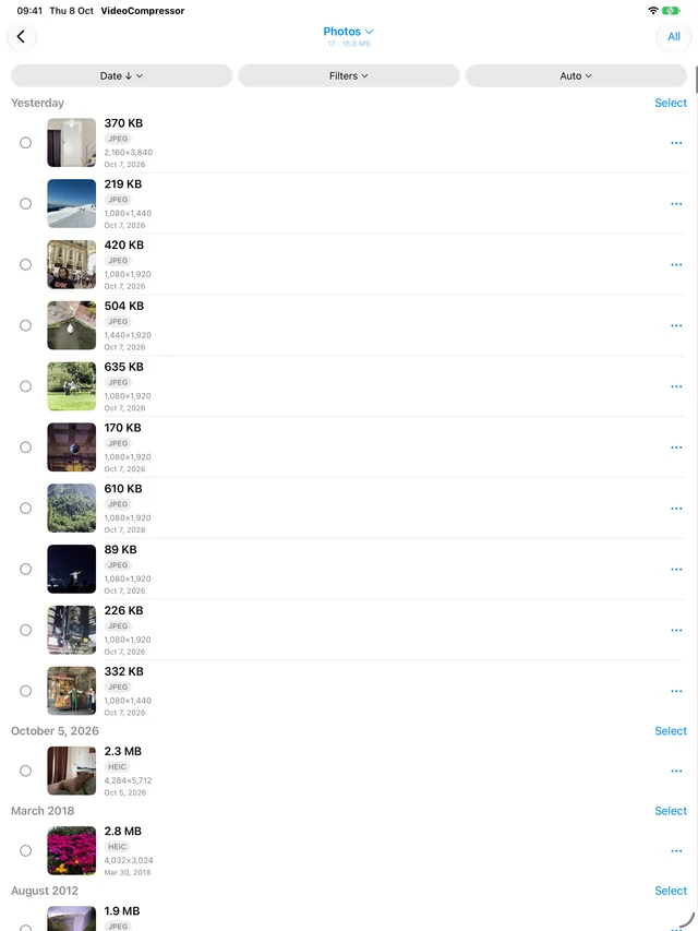 iPad photo gallery with real images and file sizes